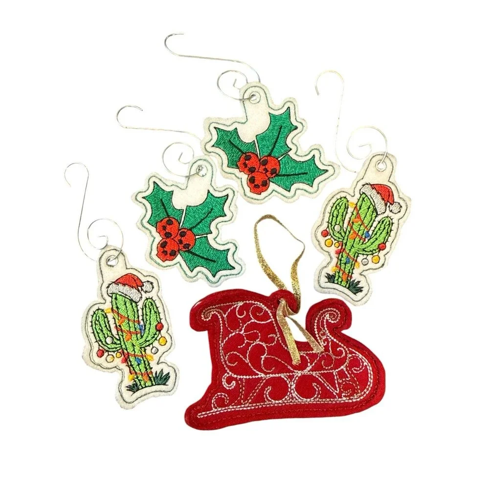 Lot Of 9‎ Handmade Felt Embroidered Christmas Ornaments 3” & 4”